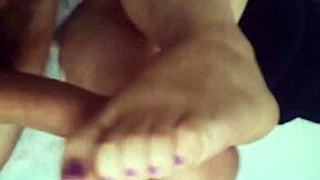 Naughty foot play with full-figured beauty