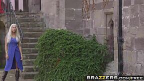 Wild anal sex and cumshot in Brazzers parody with Peta