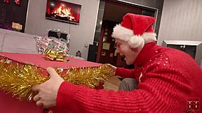 A Christmas miracle: my small body survived his big dick