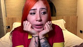 A curvaceous Oxxo maid masturbates for her boss and accidentally records it