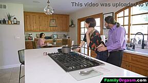 Familyorgasm - Old Man Bangs Daring Stepdaughter and Wife in Kitchen While Cooking Spaghetti