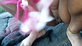 Hey, caught three hotties peeing at the beach with Paty Bumbum, Melissa Devassa, and Arlequina do Funk