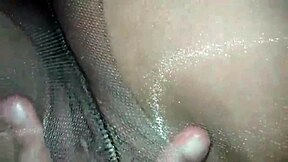 Mambo's pantyhose-clad wife gets naughty