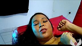 Masturbation and amateur experience in a sex story with unexpected end