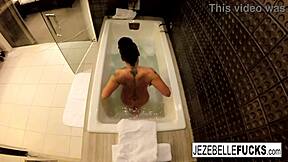 Bond Girl Masturbates in the Bath
