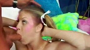 Older woman enjoys hardcore sex in amateur video