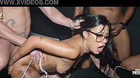 Amanda Souza's first group sex fantasy fulfilled with black cock
