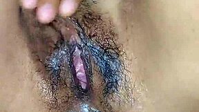 Homemade video of a horny Pinay getting fucked in missionary position