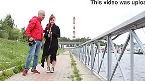 Puta's nude public performance in reality video