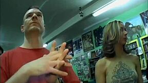 Amateur babe Kelly Wells gets banged by a group of men in a hot video