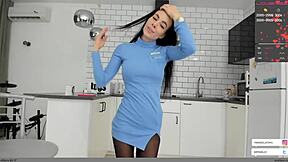 Brunette camgirl teases with her wet body