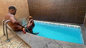 Tattooed amateur gets sexy with pool piranha