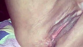 Wild ride with Latin MILFs in car