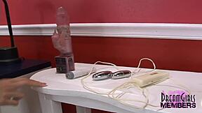 Asian amateur enjoys solo play with vibrator and bouncing breasts