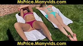 Voyeuristic handjob from horny stepmom's friend