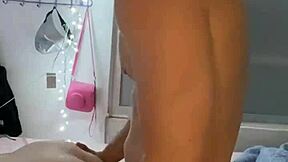 Latina beauty shows off her big ass in Hentai-inspired video