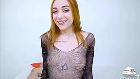 Lary Lacerda, a fresh face in the industry, flaunts her preferred derriere