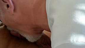 Amateur gay bears enjoy a passionate blowjob in Miami