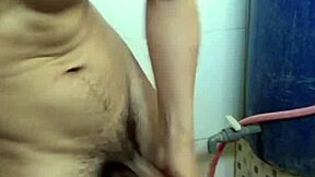 Vietnamese man pleasures himself in gay video 2