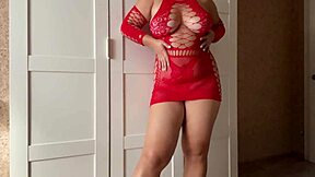 Stepmom's wet and wild double orgasmic experience