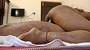 Desi aunt gets fucked hard in hotel room