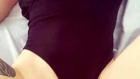 X4sun's sensual masturbation and tattooed body