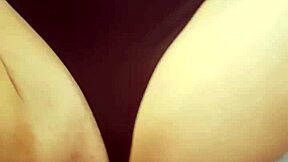 X4sun's sensual masturbation and tattooed body