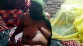 Desi aunt's sensual encounter