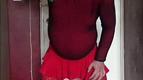 Amateur crossdresser swallows and enjoys piss without concern for approval