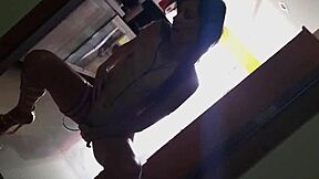Amateur girl showcases her moves in the hotel hallway
