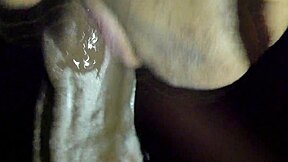 Amateur couple sucks on big BBC in car