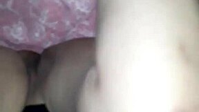 Seductive MILF gets the ultimate orgasm from expert sucking