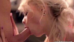Oriental beauty gives a flawless oral pleasure in one take