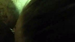 Older cougar gets her mouth blown by young amateur