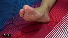 Pretty student with foot fetish loves sweaty and smelly feet