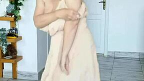 Old amateur Mariaold rides dildo in hot striptease