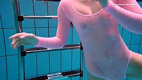 Liza bubarek is a hot Russian mermaid in the pool