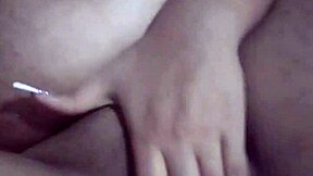 A pregnant amateur's solo masturbation performance in twerking style