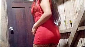 Sultry daughter-in-law uses her instincts to seduce stepdad