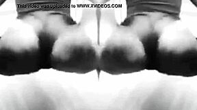 Big ass girls shaking and clapping in hidden camera video