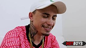 A cool guy giving blow job to a new friend’s big dick