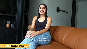 Amateur Latina gets deepthroat and jizz in casting