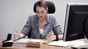 Married boss has an affair with his secretary Bella