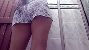 Only women with ebony ass get a bath in a rather unusual way
