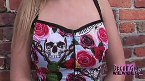 Nerdy cutie goes naked in Ybor City