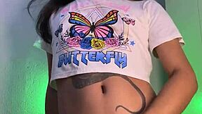 Strong cumshot from a crossdressing beauty in solo act