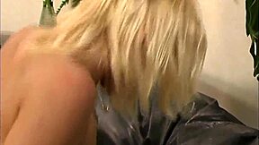 Olivia Saint's perfect round and curvaceous ass gets some anal action
