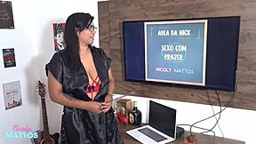 Hot professor gets a facial from a horny student in a steamy arrombado scene
