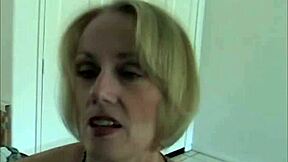 Amateur MILF gives a sloppy blowjob