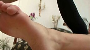 Foot fetish content with footjobs and footworship